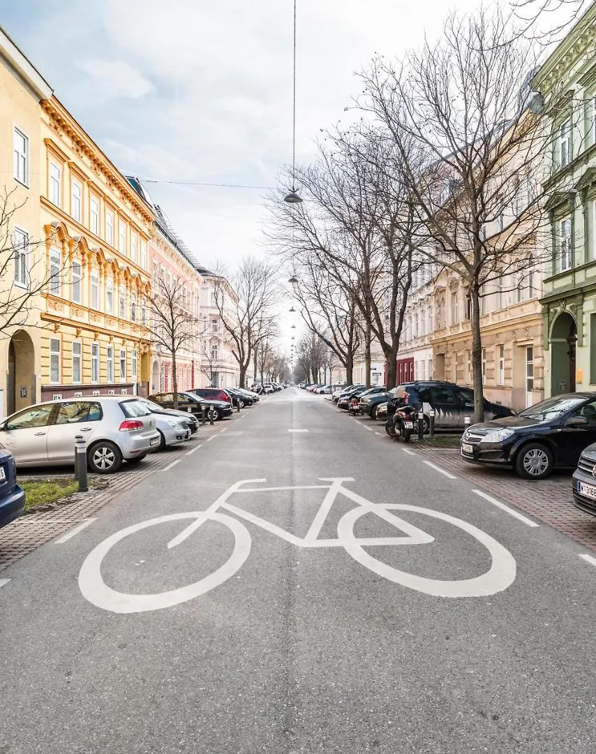 Heart Of Ottakring Apartment Vienna